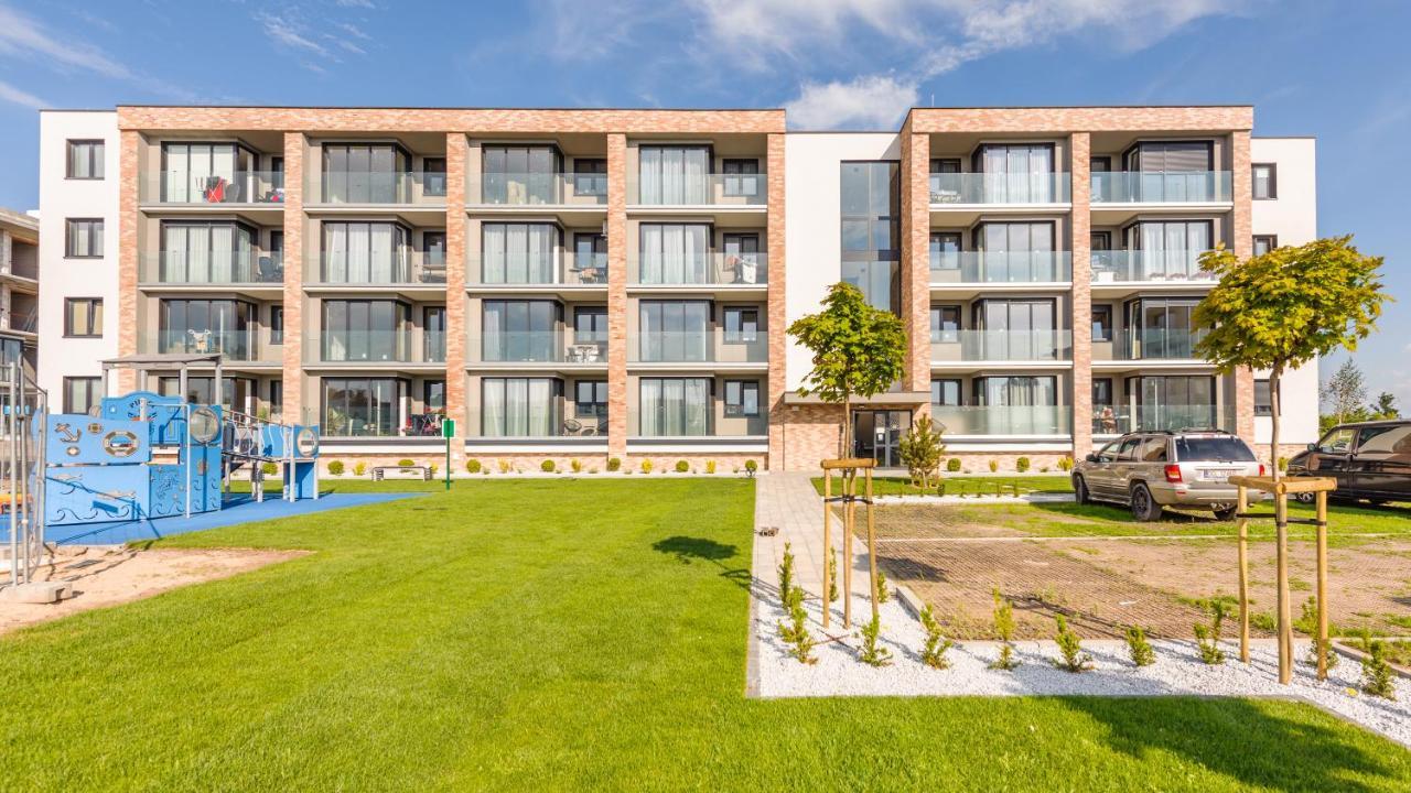 Apartament Czarna Perla Z Garazem 7 E Perlowa Przystan - Holiday City Kolobrzeg Dış mekan fotoğraf